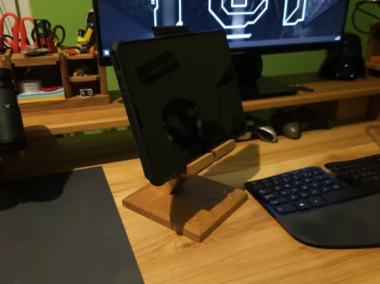 Stojak na tablet – większa wersja sprawdzonego projektu